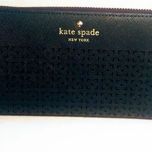 SOLD!! Kate Spade Signature Saffiano Zipper Wallet